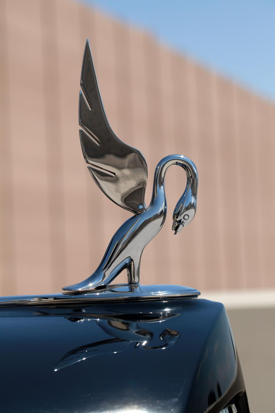  Packard Twelve All-Weather Cabriolet by Brunn 1938 года  (фото 19 из 25)